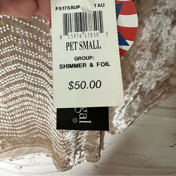 Bleeker & McDougal petite small beige top - brand new with tags! - Picture 3 of 7